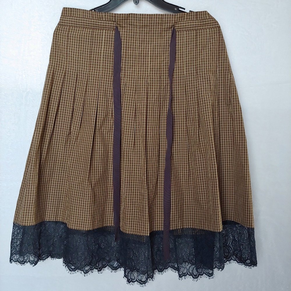 BCBGMaxAzria "Dana"  Dark Camel Skirt.Size L